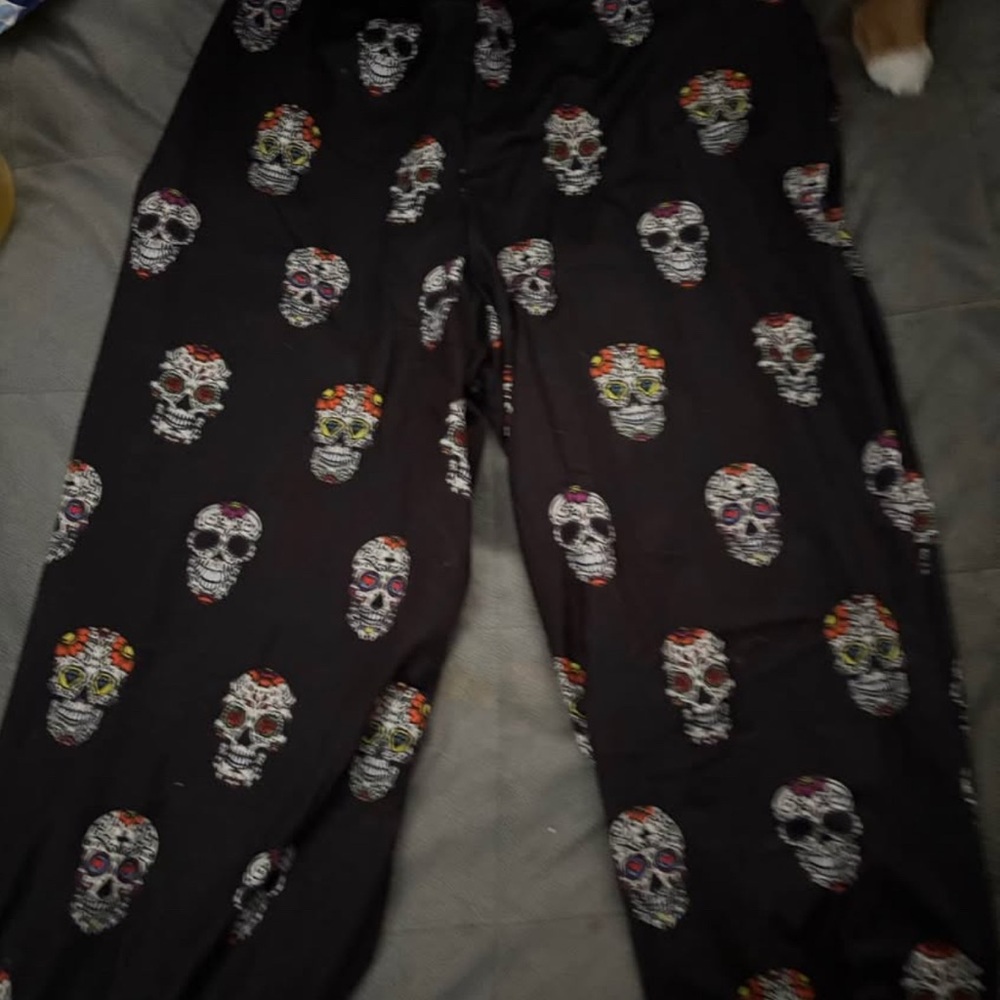 Black Skull Print Pants
